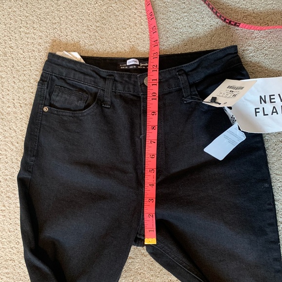 NWT Stradivarius Black Flare Jeans - Picture 11 of 12